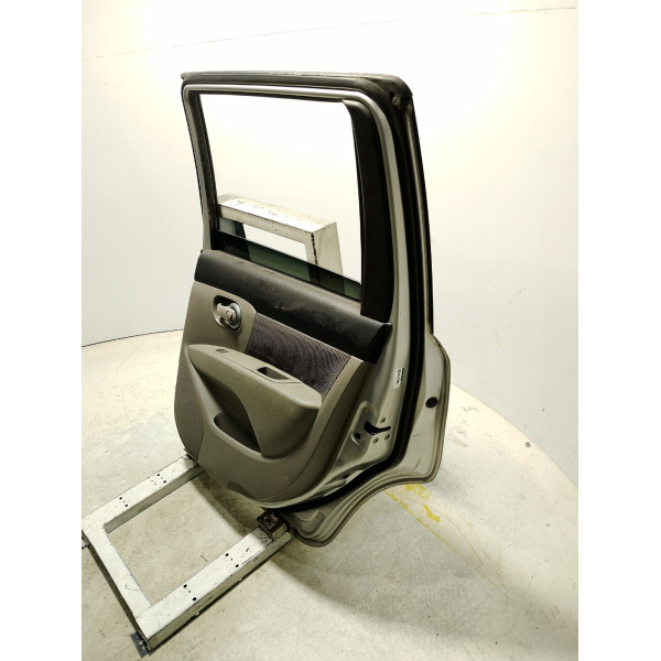 PORTA TRASEIRA DIREITA NISSAN LIVINA SL 1.6 16V FLEX 2010