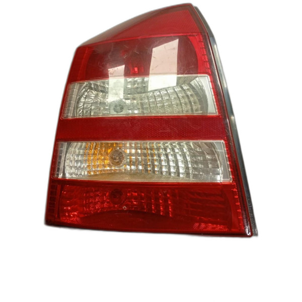 Lanterna Traseira Esquerda Chevrolet Astra Sedan 2003 a 2012