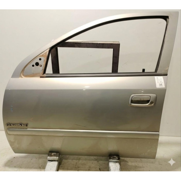 PORTA DIANTEIRA ESQUERDA BEGE CHEVROLET ASTRA 2004/2005