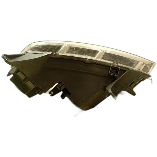 Farol Direito Sandero 15/20 Logan 2014 a 2020 Friso Cromado