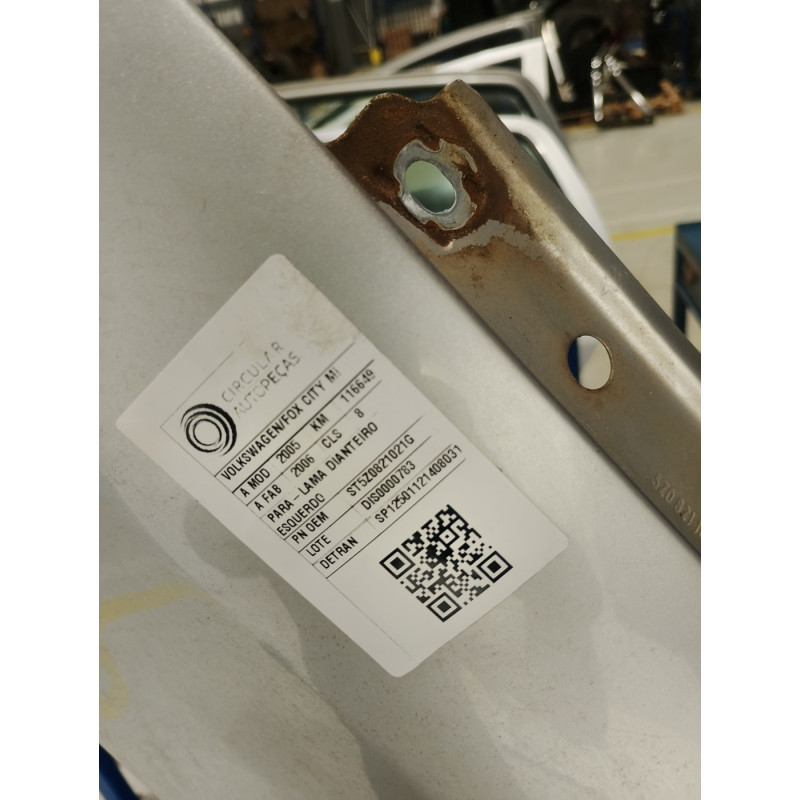 PARALAMA DIANT ESQUERDO PRATA VOLKSWAGEN FOX CITY 2005/2006
