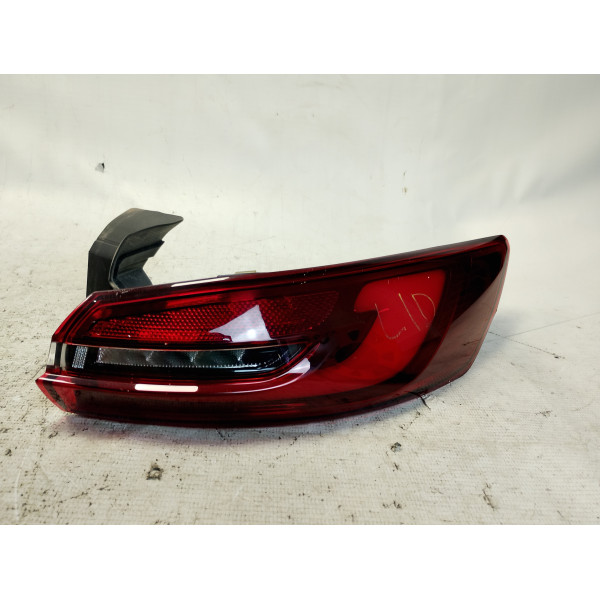 LANTERNA TRASEIRA DIREITA FIAT FASTBACK 1.0 TURBO FLEX 2025