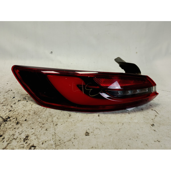 LANTERNA ESQUERDA FIAT FASTBACK 2025/2025