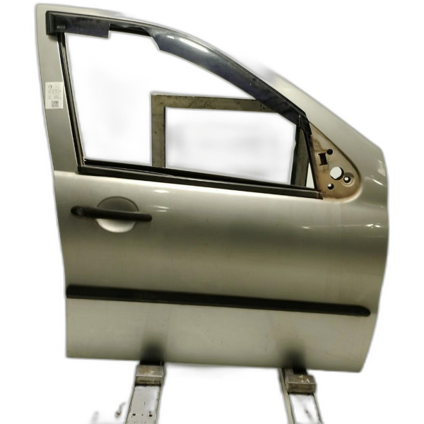PORTA DIANTEIRA DIREITA PRATA FIAT PALIO 2009/2010