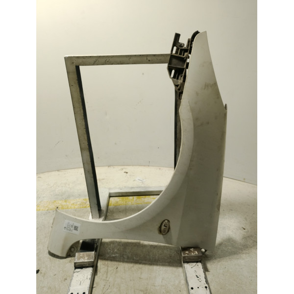 PARA-LAMA DIANTEIRO ESQUERDO PEUGEOT 307 SED. PRESE 1.6 2010