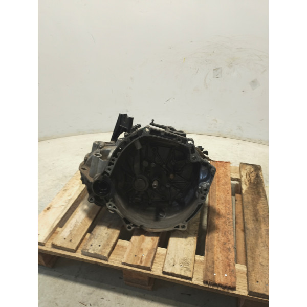 CÂMBIO MANUAL RENAULT KWID ZEN 1.0 FLEX 12V 5P MEC. 2019/20
