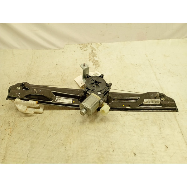 MAQUINA ELETRICA VIDRO DIANTEIRA DIR FIAT FASTBACK 1.0 25/26