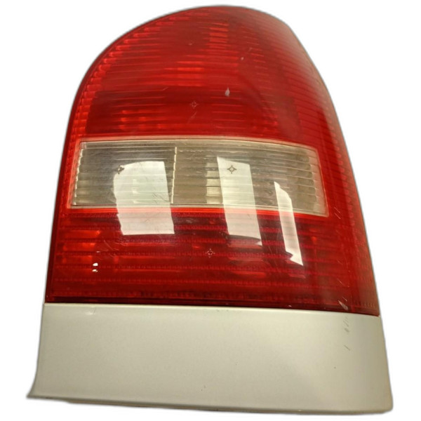 LANTERNA TRASEIRA DIREITA VOLKSWAGEN GOL CITY 1.0 MI 8V 2004