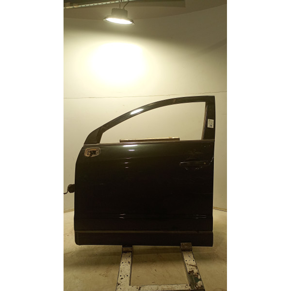 PORTA DIANTEIRA ESQUERDA CHEVROLET CAPTIVA SPORT 2.4 2011/12