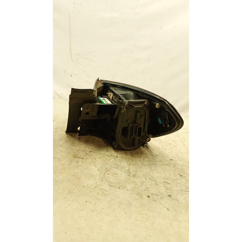 LANTERNA TRASEIRA ESQUERDA FIAT ARGO DRIVE 1.0 6V FLEX 18/19