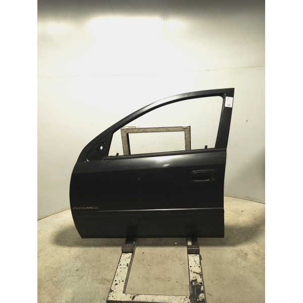 PORTA DIANTEIRA ESQUERDA CHEVROLET ASTRA ELEGANCE 2.0