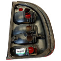 LANTERNA TRASEIRA ESQUERDA CHEVROLET CORSA 1.6 8V 1996