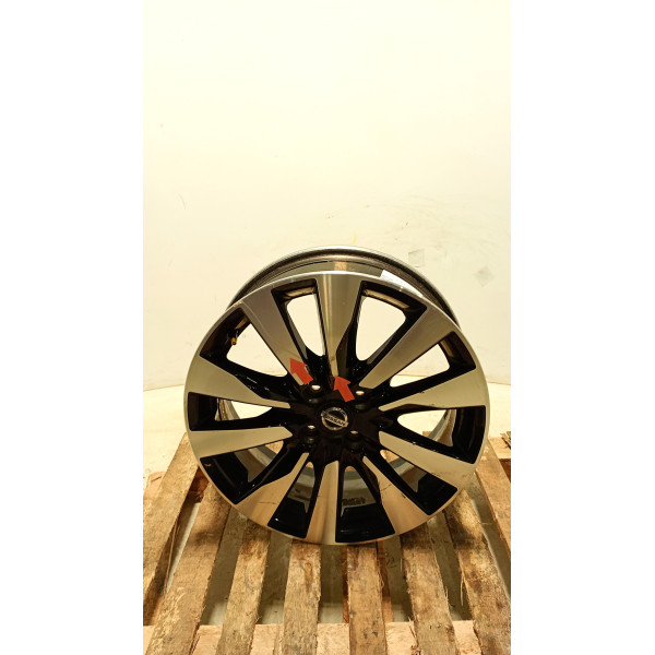 RODA TRASEIRA DIREITA NISSAN KICKS SL 1.6 16V FLEX 2017/2018