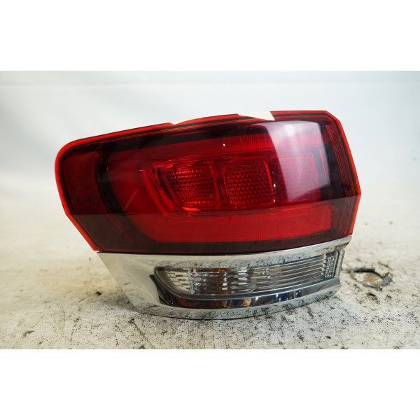 LANTERNA TRASEIRA ESQUERDA JEEP GRAND CHEROKEE LIMI 3.0 2020