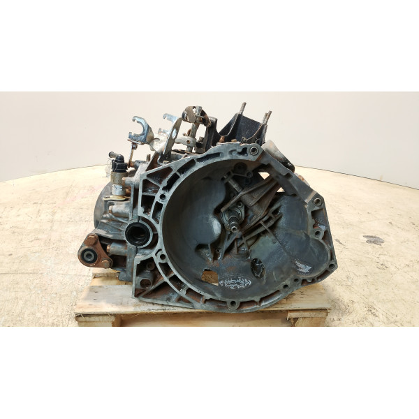 CÂMBIO MANUAL