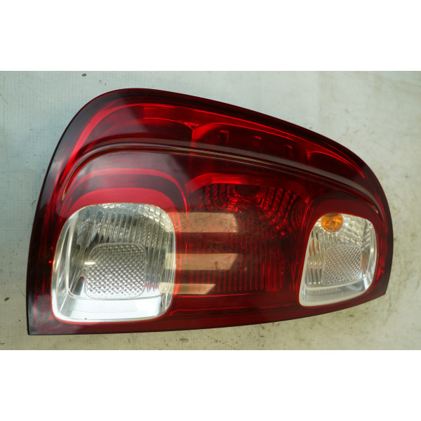 LANTERNA TRASEIRA ESQUERDA FIAT UNO VIVACE 1.0 EVO 2011/12