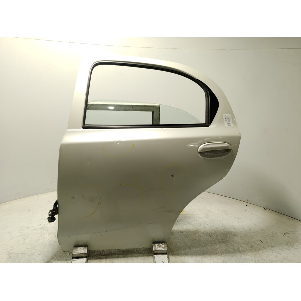 PORTA TRASEIRA ESQUERDA BRANCA TOYOTA ETIOS X 1.3 2017/18