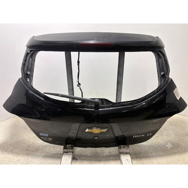 TAMPA TRASEIRA PRETA CHEVROLET ONIX HATCH LT MEC. 2017