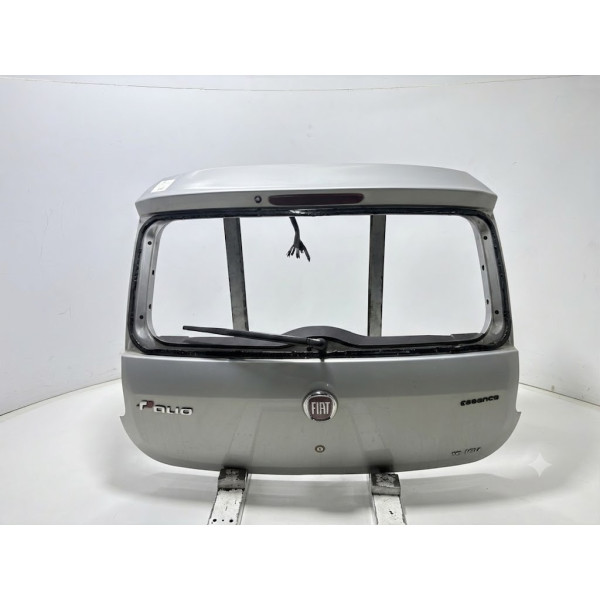 TAMPA TRASEIRA PRATA FIAT PALIO ESSENCE 2013