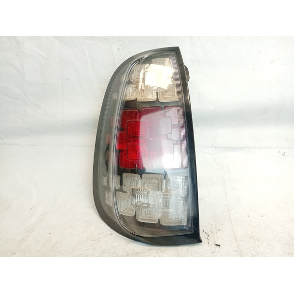 LANTERNA TRASEIRA ESQ. FIAT UNO WAY 1.0 EVO FIRE 2015/16