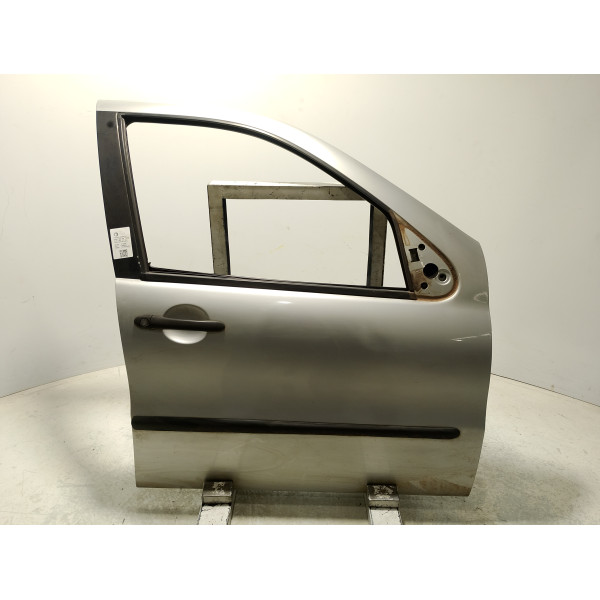 PORTA DIANTEIRA DIREITA PRATA FIAT PALIO 1.0 ECONOMY 2009/10