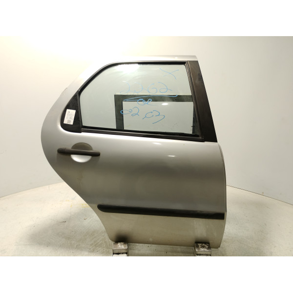 PORTA TRASEIRA DIREITA PRATA FIAT PALIO 1.0 ECONOMY 2009/10